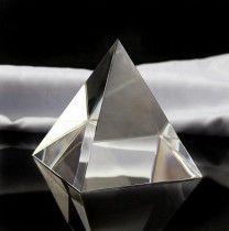 PIRAMIDE 8 CM 7853884